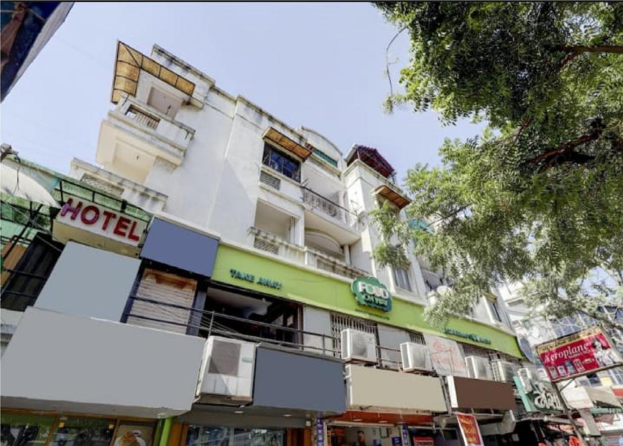 Hotel Krishna Palace Ahmedabad Exterior foto