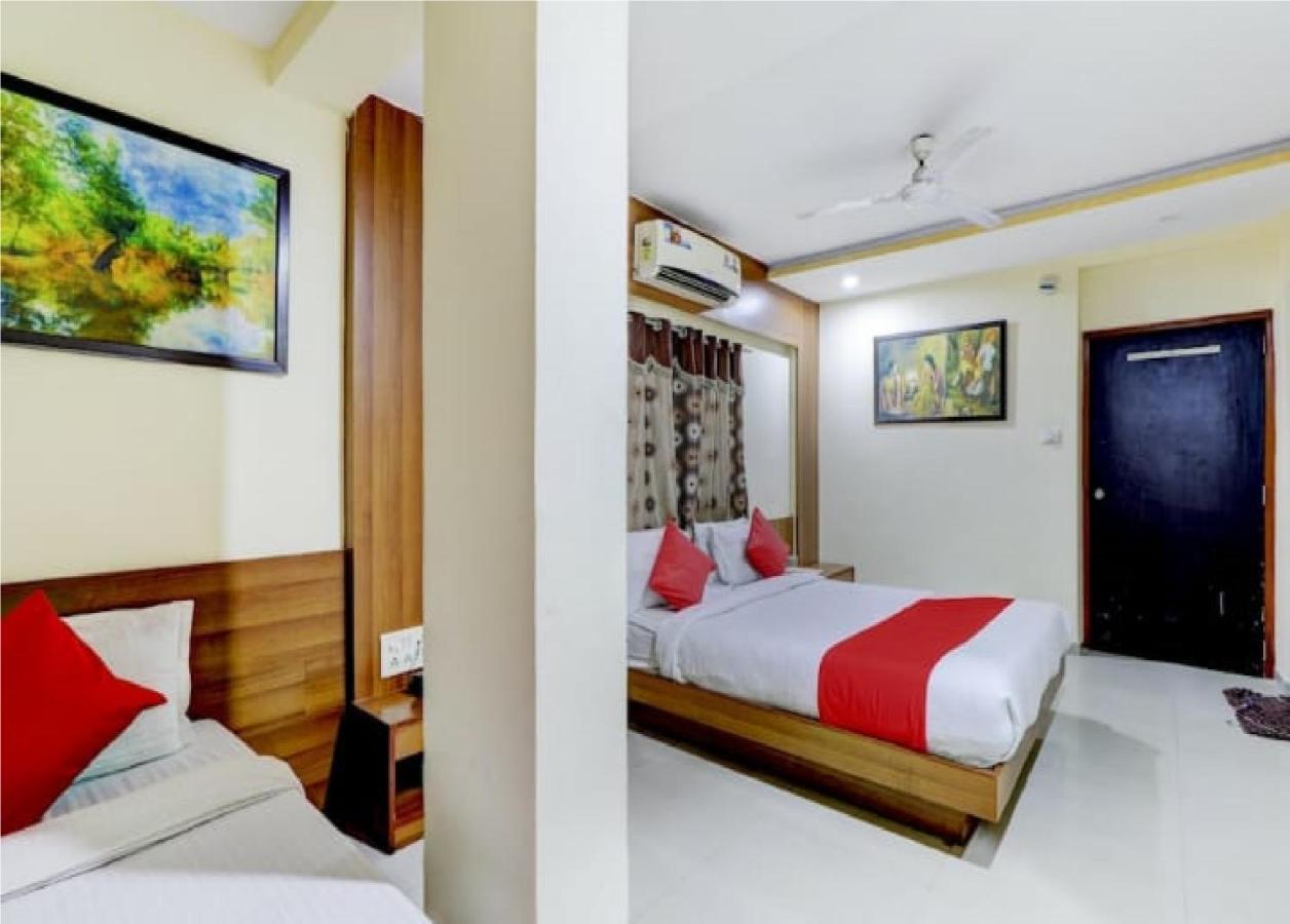 Hotel Krishna Palace Ahmedabad Exterior foto